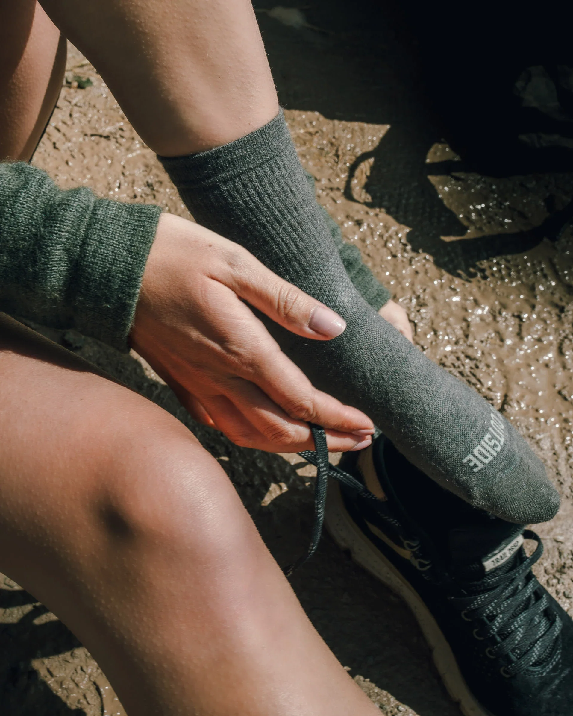 Trail 3/4 Crew Socks - Image 15