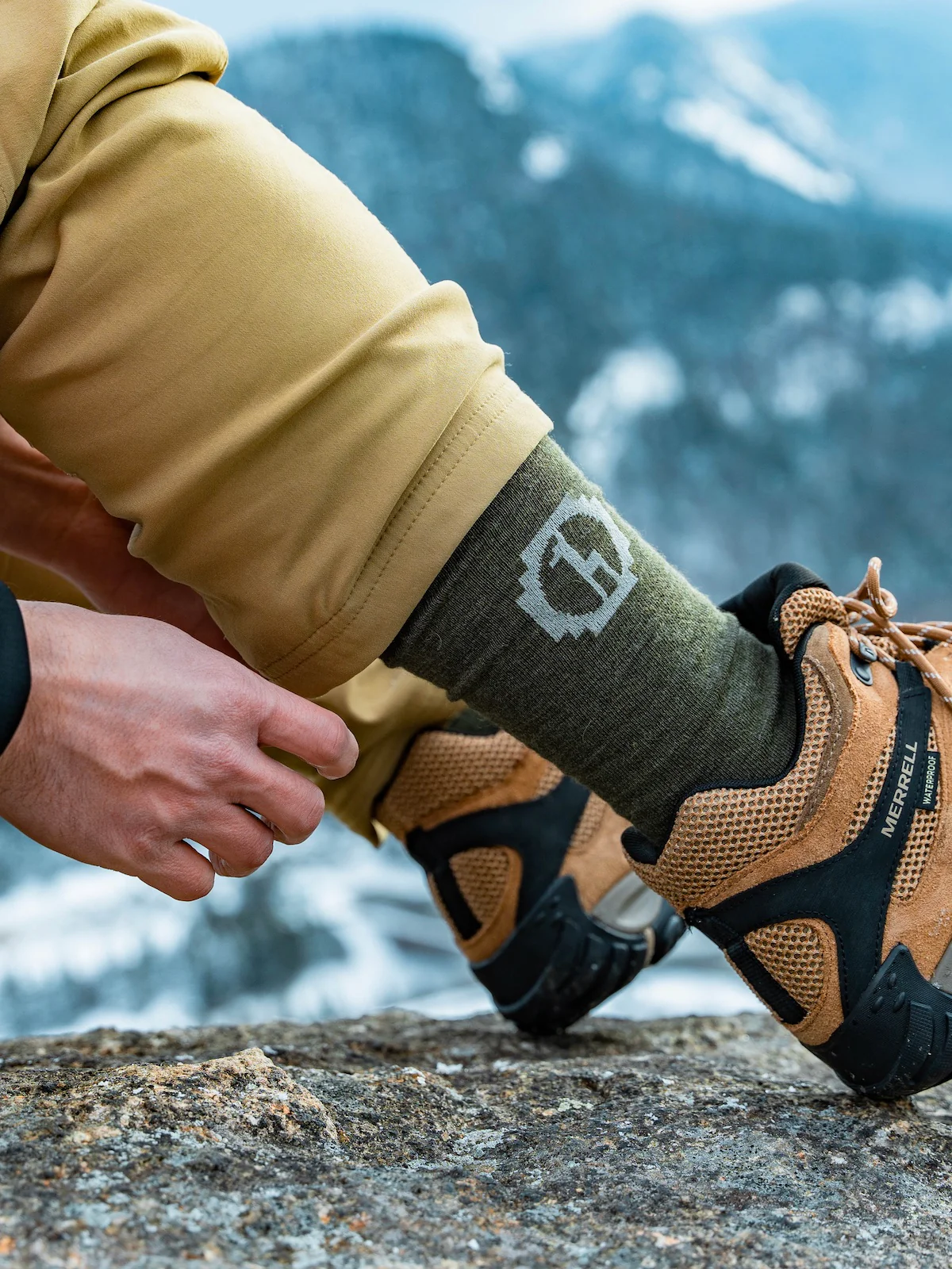 Essential Crew Socks - Image 10