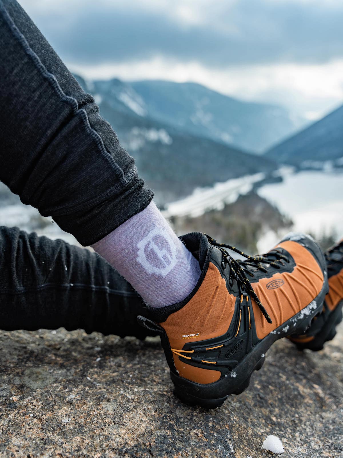 Essential Crew Socks - Image 32
