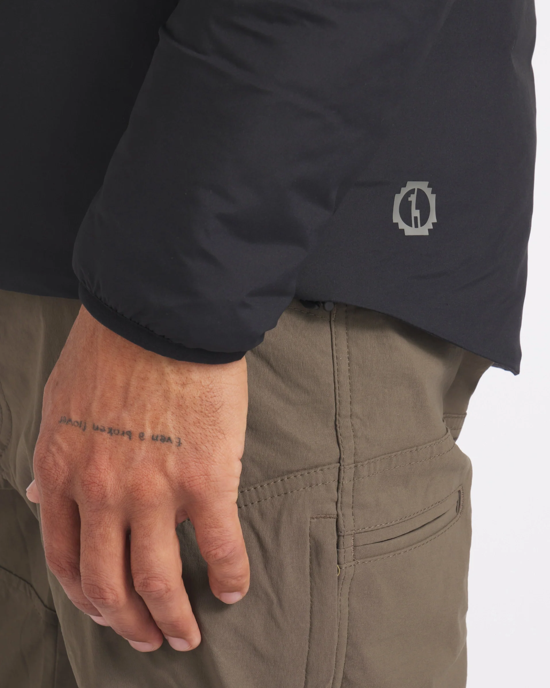 Men's 1.0 Apu Lightweight Puffer - Image 23