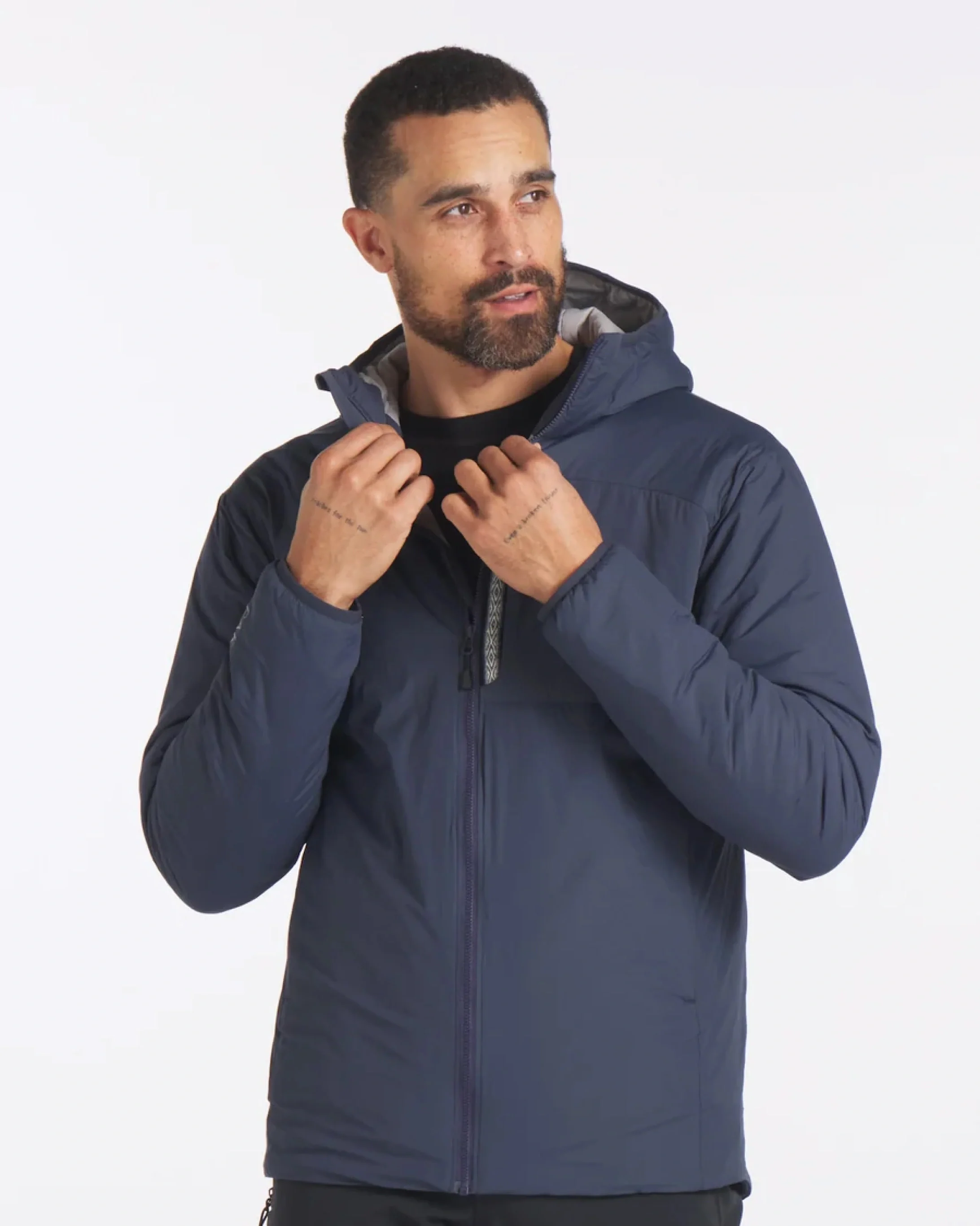 Men's Apu Lightweight Puffer - Image 25