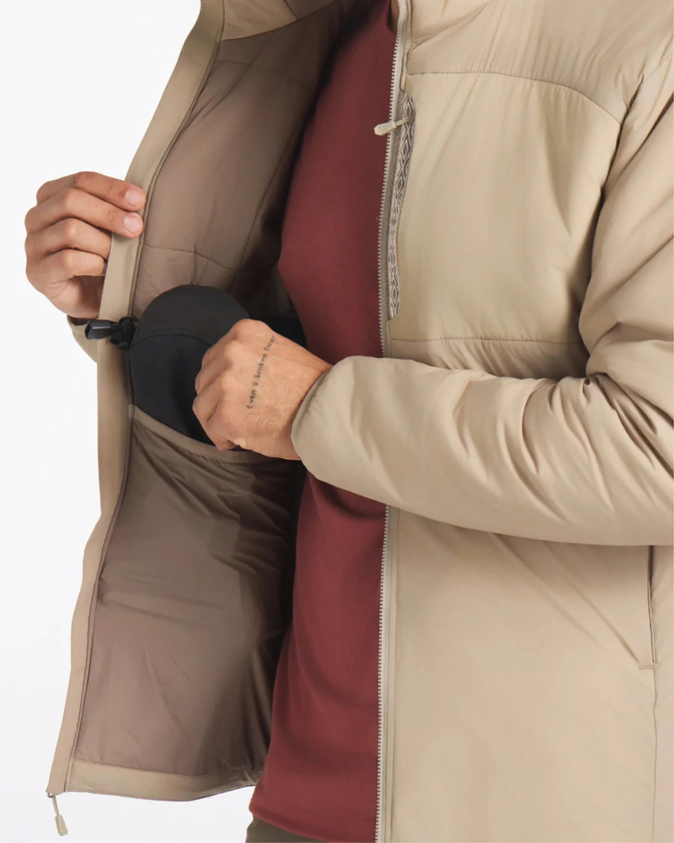 Men's Apu Lightweight Puffer - Image 9