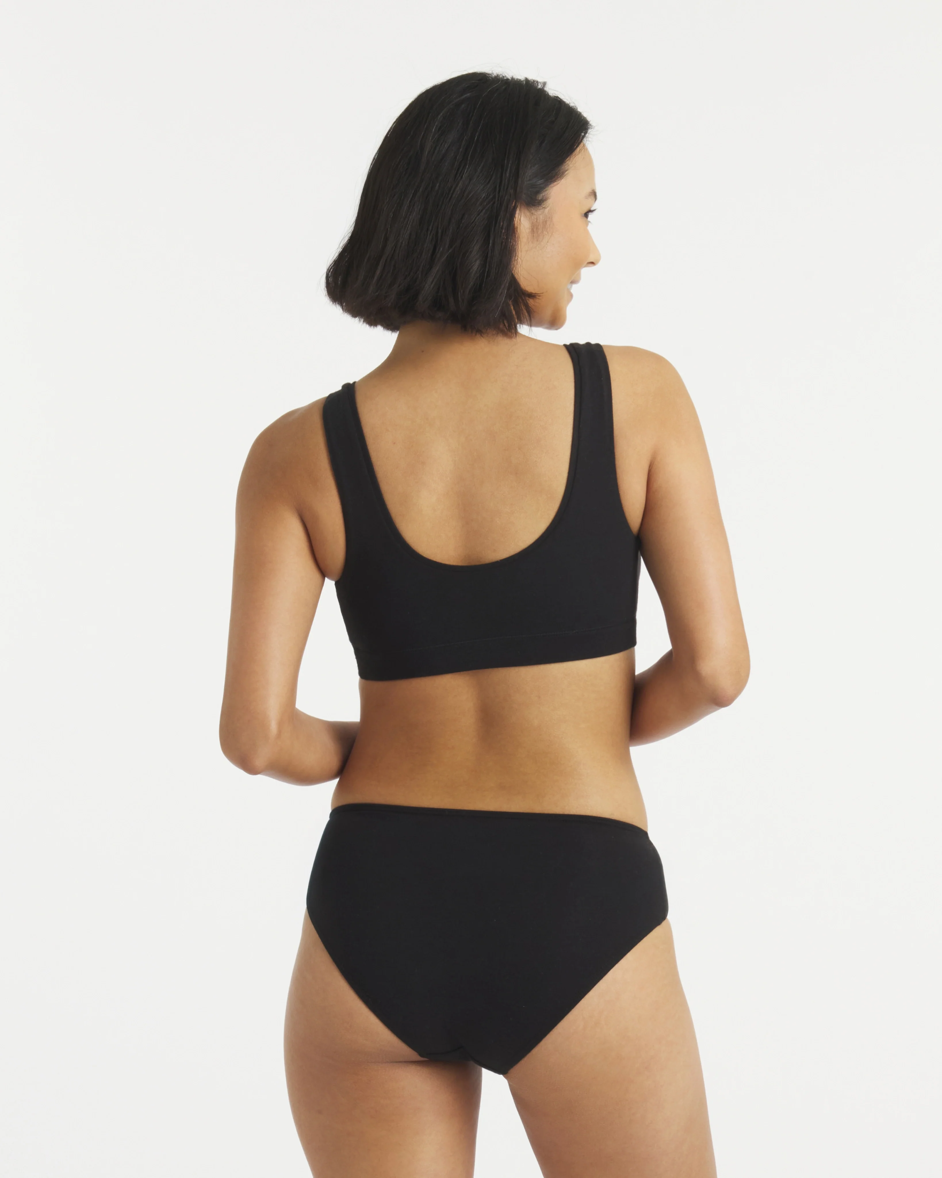 Women's Essential Scoop Bralette - Image 11